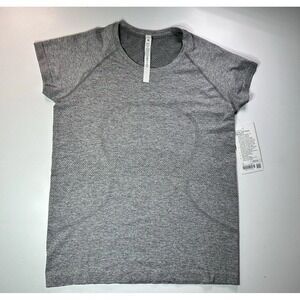 Lululemon Swiftly Tech Short Sleeve Shirt 2.0 Gray Womens Size 12 Hip Length